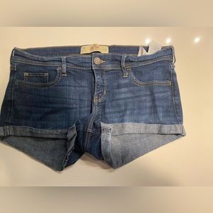 Women’s Hollister jeans shorts. Size 11